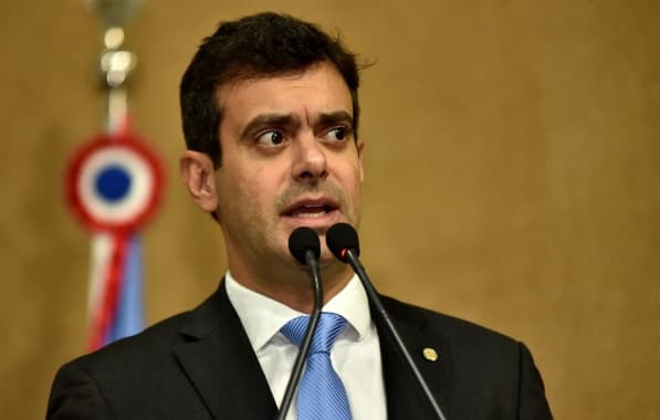 Tiago Correia critica ViaBahia após novo reajuste nos pedágios: “Do jeito que está, deveriam abrir a cancela”
