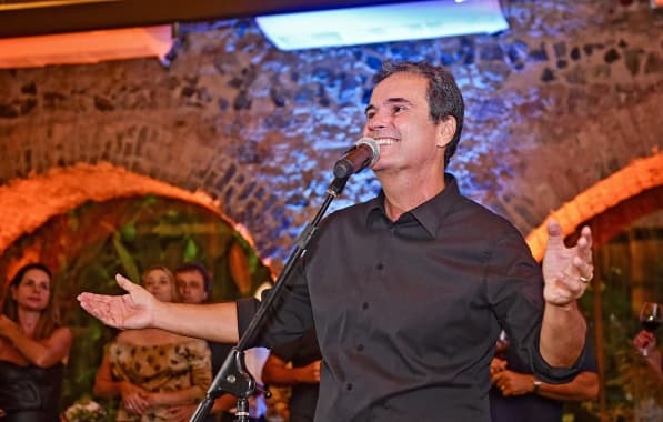 Ricardo Chaves apresenta mais uma edição do show “Sem Limites” no Restaurante Amado; confira fotos