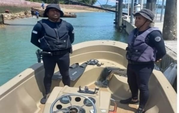 PM apreende artefatos explosivos e embarcação utilizados em pesca ilegal