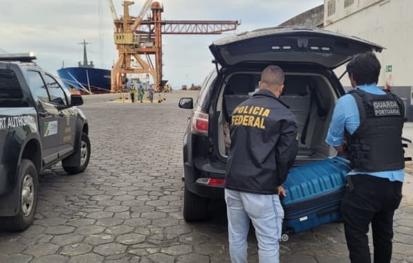 Passageira de navio é presa na Bahia com 47 kg de cocaína; homem é procurado pela PF