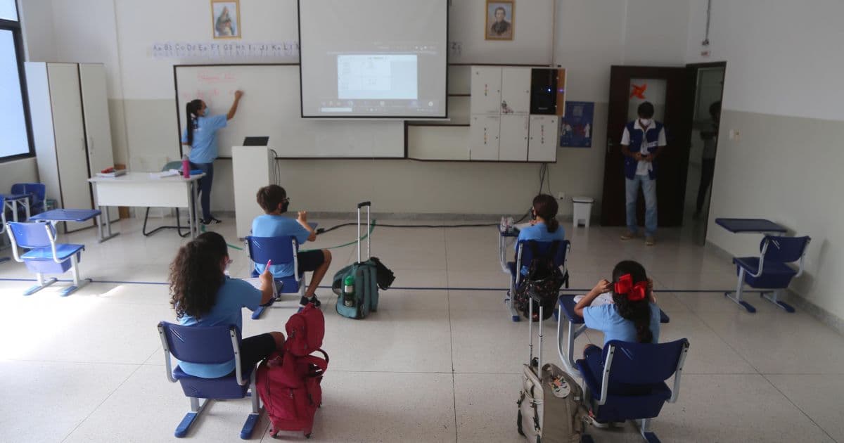 Prefeitura de Salvador e APLB fecham acordo para volta dos professores às escolas