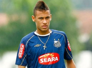 Neymar põe um fim nas especulações e diz que fica no Santos