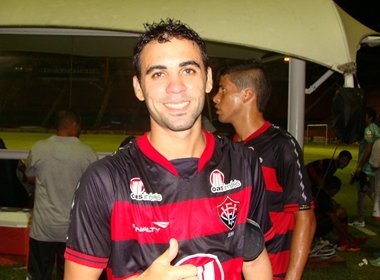 Gabriel Soares reforça o Vitória na Copa SP