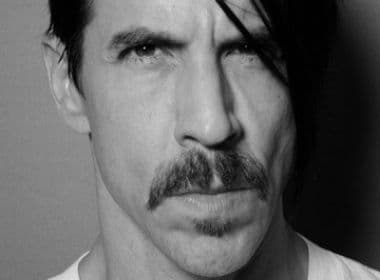 Anthony Kiedis passa por cirurgia e adia turnê do Red Hot Chilli Peppers