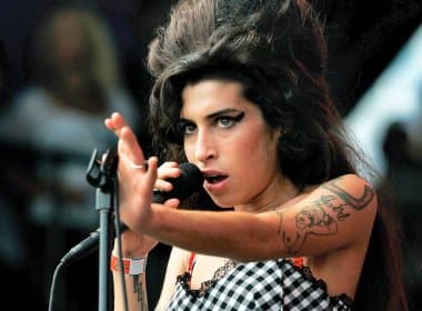 Laudo que indicou causa da morte de Amy Winehouse pode ser anulado