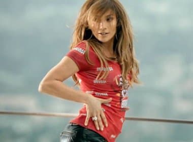 Jennifer Lopez se prepara para o Carnaval do Rio em comercial 