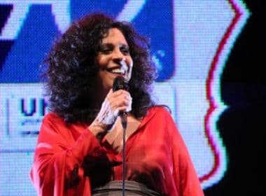 Gal Costa faz show intimista para convidados em Salvador