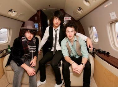 Jonas Brothers confirmam passagem da turnê pelo Brasil em março