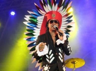 Carlinhos Brown divulga convidados da primeira edição do Sarau 