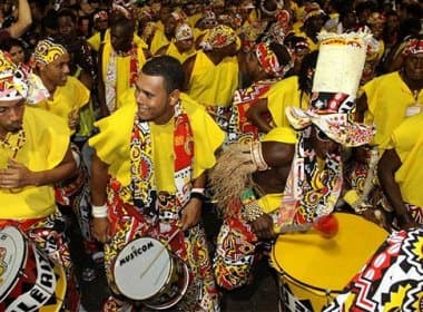 Luiz Melodia é convidado do último ensaio antes do Carnaval do Ilê Aiyê