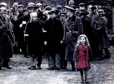 Menina do casaco vermelho de &#039;A Lista de Schindler&#039; diz que papel a traumatizou