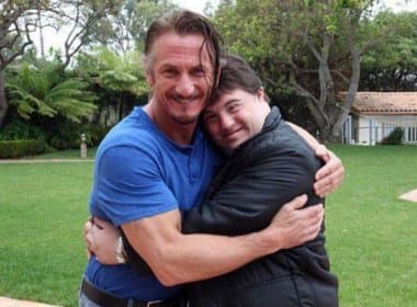 Após campanha, ator brasileiro Ariel Goldenberg encontra Sean Penn