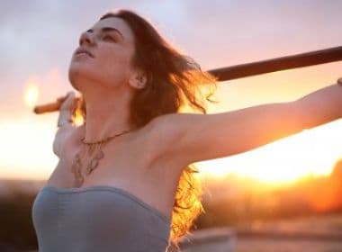 Cantora Mariana Aydar lança clipe ‘Os Passionais’ nos cinemas