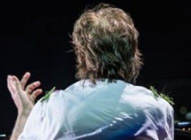 Gafanhotos cercam Paul McCartney durante show em Goiânia