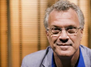 &#039;Discordo dessa bandeira&#039;, diz Pedro Bial sobre Movimento Passe Livre