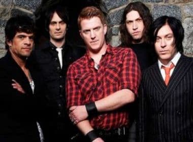 Queens of The Stone Age lança álbum em pen drive