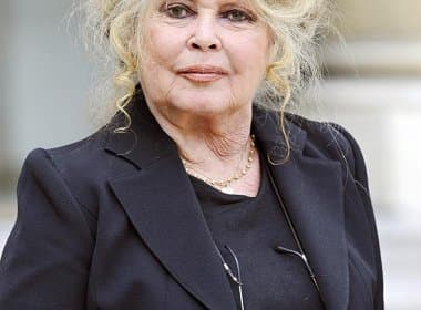 Brigitte Bardot abre conta no Twitter aos 78 anos e se queixa de reportagem