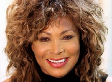 Tina Turner renuncia à cidadania americana