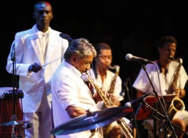 Orkestra Rumpilezz executa trilhas do cinema baiano na Biblioteca Pública dos Barris