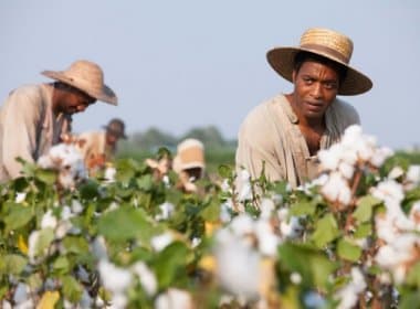 Destaque nas indicações do Globo de Ouro, &#039;12 Anos de Escravidão&#039; chega em abril no Brasil