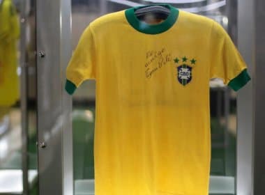 Caixa Cultural expõe cinco importantes camisas do Brasil em Copas