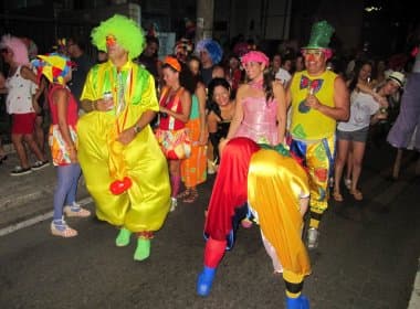 Palhaços do Rio Vermelho realizam desfile pré-carnavalesco neste sábado