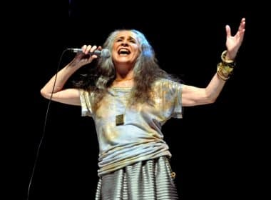 Maria Bethânia lança novo disco e prepara comemoração aos 50 anos de carreira