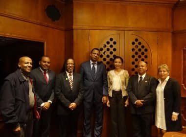 Representantes do Olodum se reúnem com senado da Etiópia e propõem intercâmbio cultural