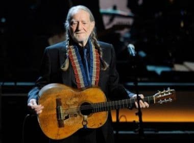 Cantor country Willie Nelson revela ter fumado maconha dentro da Casa Branca