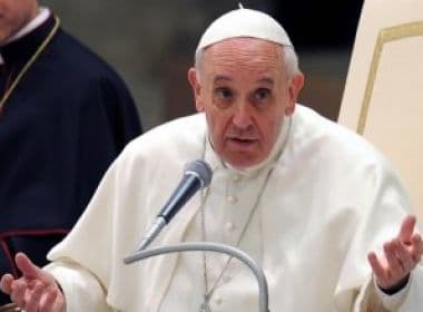 Papa Francisco libera álbum de música pop em serviço de streaming