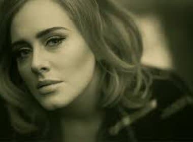 &#039;Hello&#039;, de Adele bate record e ultrapassa &#039;Gangnam Style&#039; com 1 bilhão de acessos 