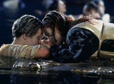 Kate Winslet, intérprete de Rose, admite que Jack cabia na porta, em &#039;Titanic&#039;
