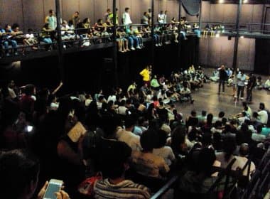 Com projeto &#039;Palco Aberto&#039;, Teatro Vila Velha promove debates sobre o Brasil