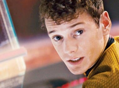 Acidente automobilístico que matou Anton Yelchin será investigado pela Fiat Chrysler