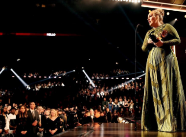 Adele vence principais categorias do Grammy 2017; Gil e Caetano não levam prêmio