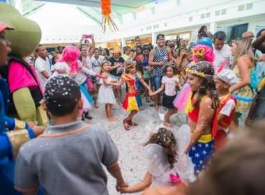 Tio Paulinho anima carnaval infantil no Salvador Norte Shopping
