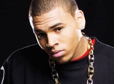 Casa noturna denuncia agressão de Chris Brown a fotógrafo; polícia investiga caso