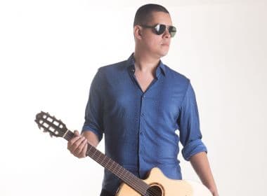 Emerson Leal apresenta show ‘Cortejo’ no Teatro Gamboa Nova