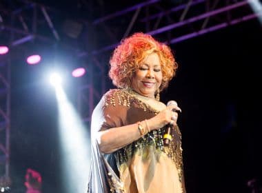 Alcione celebra 45 anos de carreira em show ‘Eu Sou a Marrom’ na Concha Acústica