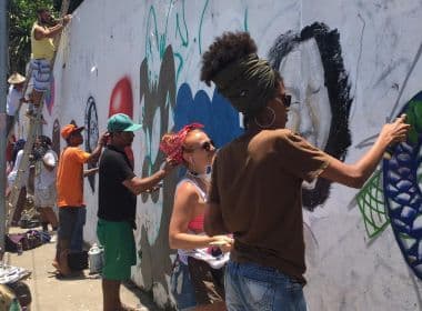 Em protesto contra intolerância, artistas e candomblecistas fazem ato em terreiro