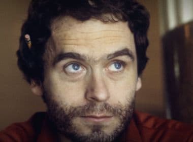 Netflix se pronuncia no Twitter após onda de elogios a serial killer Ted Bundy