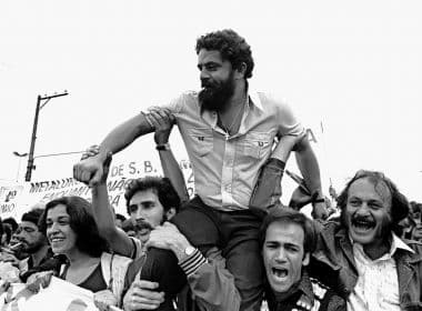 Autografadas, fotos históricas de Lula vão a leilão com lance mínimo de R$ 1.313