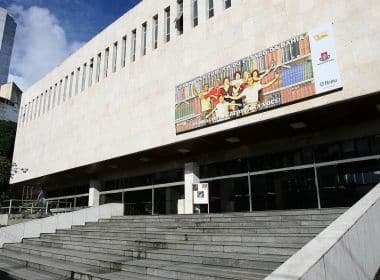 Biblioteca dos Barris está fechada por falta de energia; local não funciona há três dias