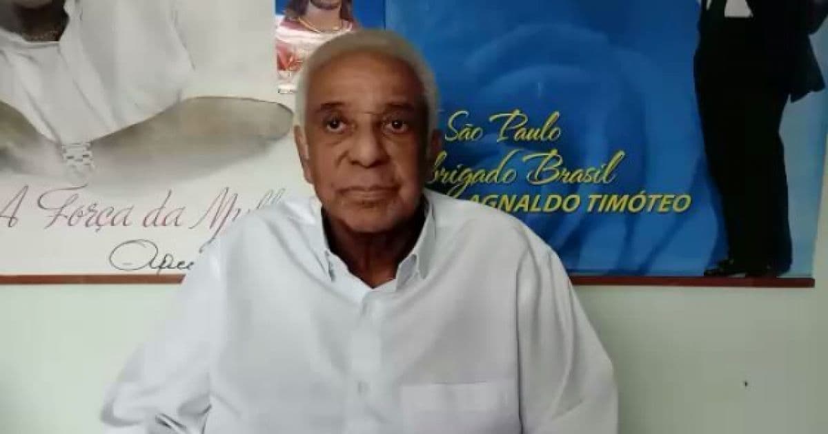 Em vídeo, Agnaldo Timóteo canta, agradece Rui e informa estado: 'Recuperando as forças'