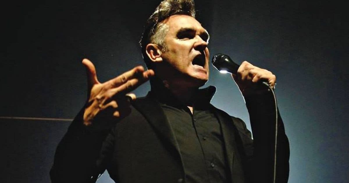 Morrissey expulsa dois fãs que protestavam contra extrema-direita em show nos EUA