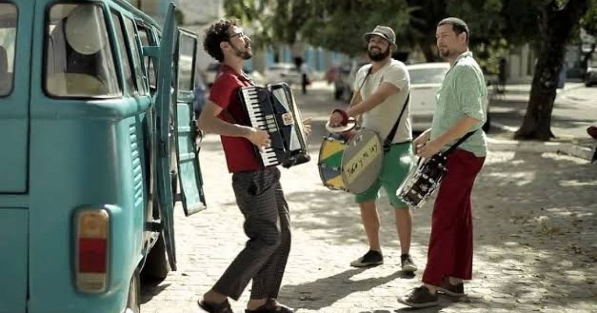 Circuito Música Bahia tem apresentação de Toco Y Me Voy e Pedro Pondé