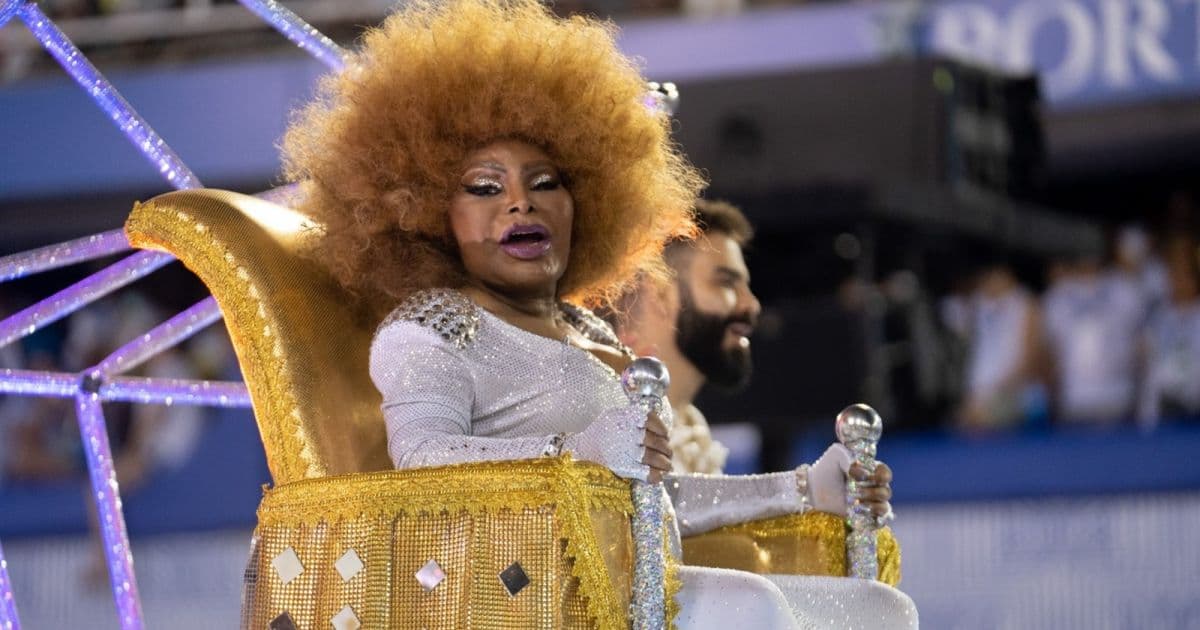 Mocidade homenageia Elza Soares no desfile das Escolas de Samba do Rio