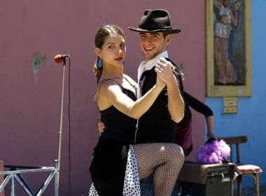 Para conter disseminação do coronavírus, Argentina restringe tradicional tango