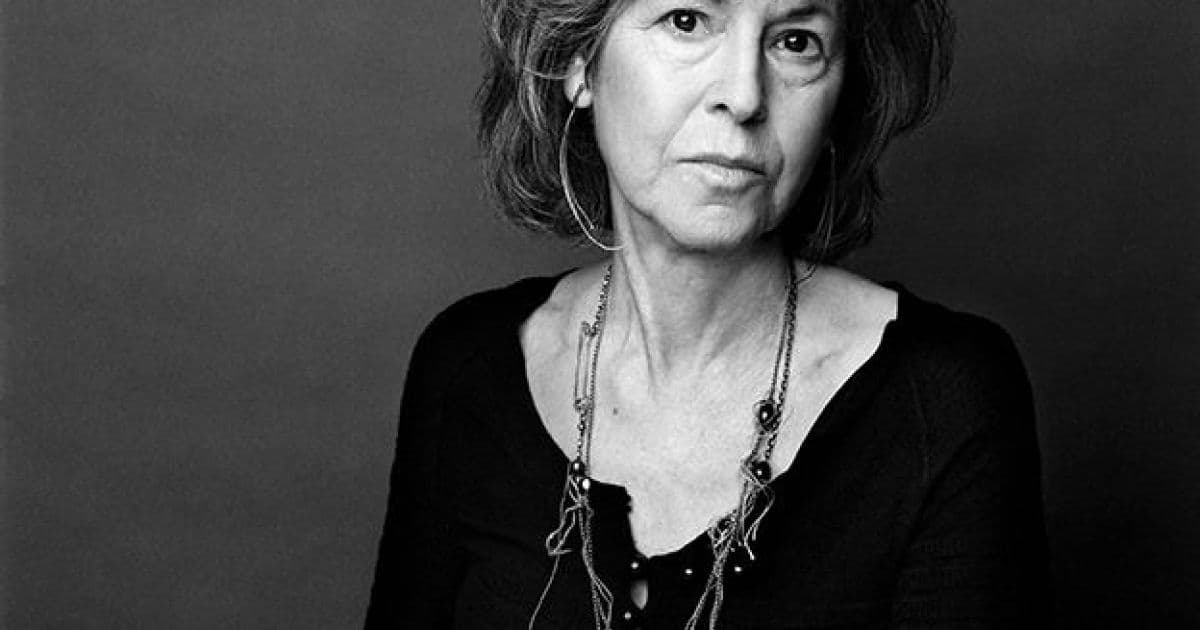 Poeta americana Louise Glück vence prêmio Nobel de Literatura 