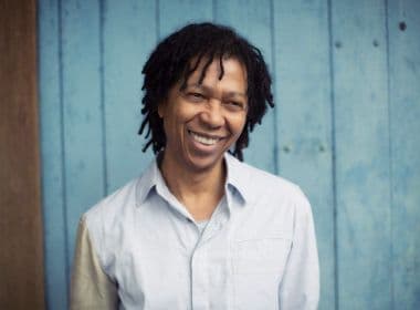 Maratona Djavânica: Músicos se reúnem em live conjunta em homenagem a Djavan